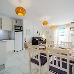 Vida En Alondras Park Apartment *